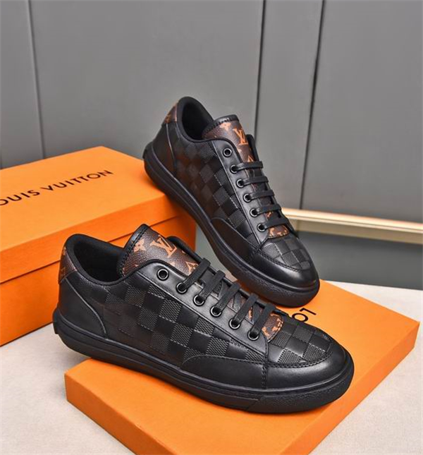 4色☆☆LOUIS VUITTON ルイヴィトンスニーカーコピークラシックデザイン×現代テクノロジー2026新作