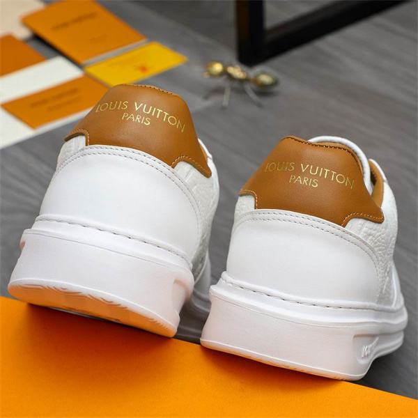 2026ファッション☆☆ルイヴィトンスニーカーコピーLOUIS VUITTON メンズ滑り止めゴム底採用