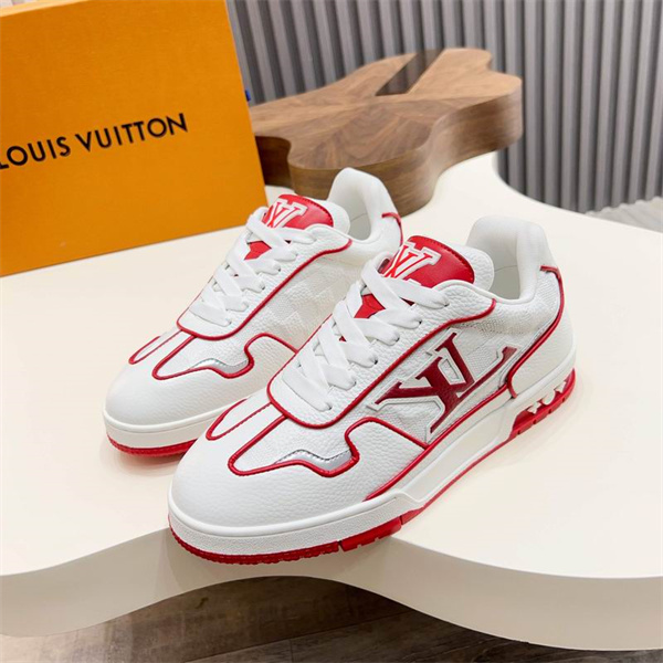 洗練2026大人気☆☆ルイヴィトンスニーカーコピーLOUIS VUITTON 年齢を問わず
