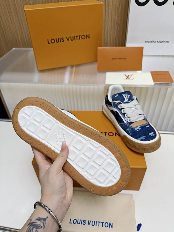 2026人気ランキング☆☆ルイヴィトンスニーカーコピー快適LOUIS VUITTON エレガント新作