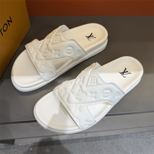 LOUIS VUITTON ☆人気ルイヴィトンサンダルスーパーコピー2026春夏旅行や出張のお供に