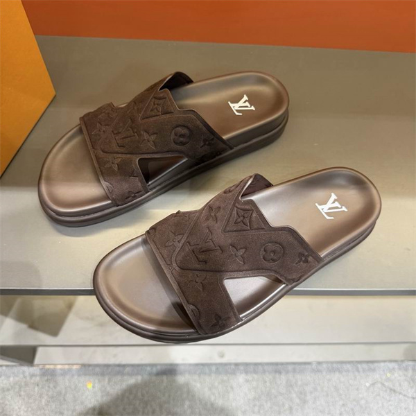さらさら肌触りで快適☆ルイヴィトンサンダルコピーLOUIS VUITTON 夏の定番