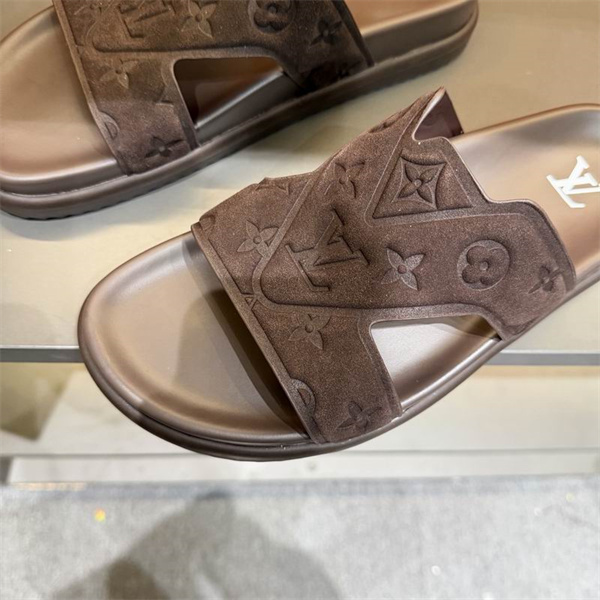さらさら肌触りで快適☆ルイヴィトンサンダルコピーLOUIS VUITTON 夏の定番