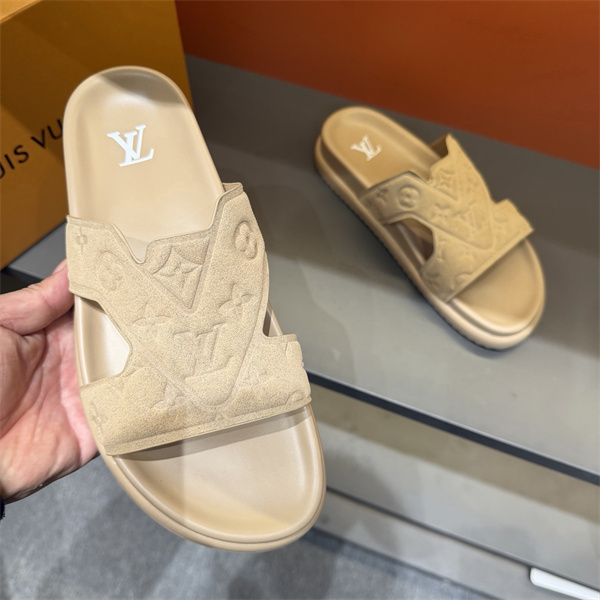 大人気☆ルイヴィトンサンダルコピーメンズ高級カジュアル靴LOUIS VUITTON 