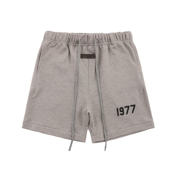 1977ロゴ入り 2026夏 リラックス感ある着心地 ESSENTIALS エッセンシャルズ コピー ショートパンツ ユニセックス人気モデル