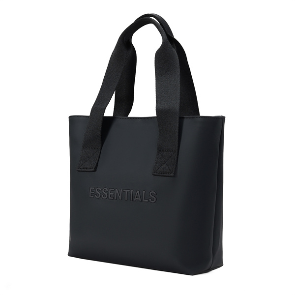軽量素材 スクエアデザイン ESSENTIALS エッセンシャルズ コピー バッグ 多収納フロントポケット デイリー使い対応
