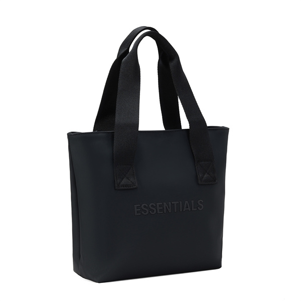 軽量素材 スクエアデザイン ESSENTIALS エッセンシャルズ コピー バッグ 多収納フロントポケット デイリー使い対応