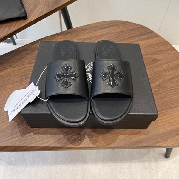CHROME HEARTS コピー クロムハーツ コピー 2026新作 クロスレザー サンダル スライドサンダル メンズ レディース 軽量デザイン