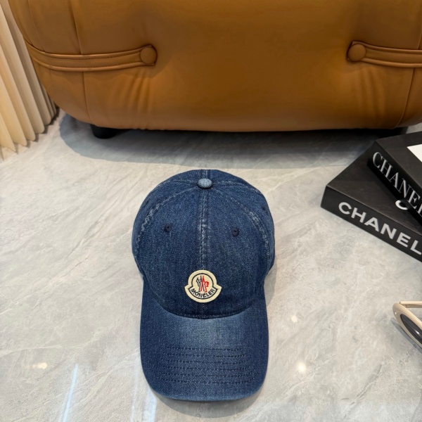 【美品】MONCLERモンクレール 春夏 デニム素材 刺繍入ベースボールキャップ 2026新作 MONCLER モンクレール デニムベースボールキャップ メンズ