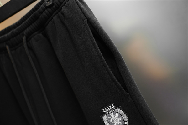ワンポイントロゴ風 デザインショーツ 2026SS 海外トレンド BALENCIAGA バレンシアガ コピー ハーフパンツ ストリート