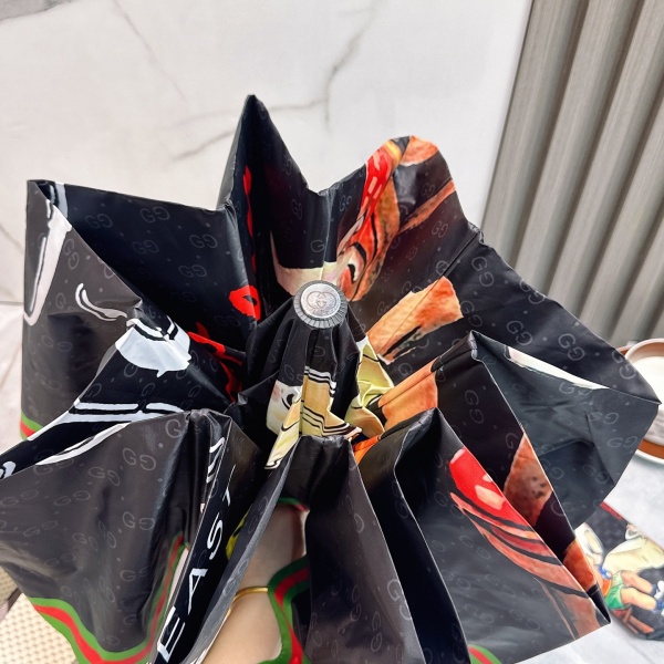 2026新作 GUCCI 激安 グッチ 折りたたみ傘 晴雨兼用 全自動 UVカット99% 軽量 五つ折り 遮熱 ギフトBOX付き