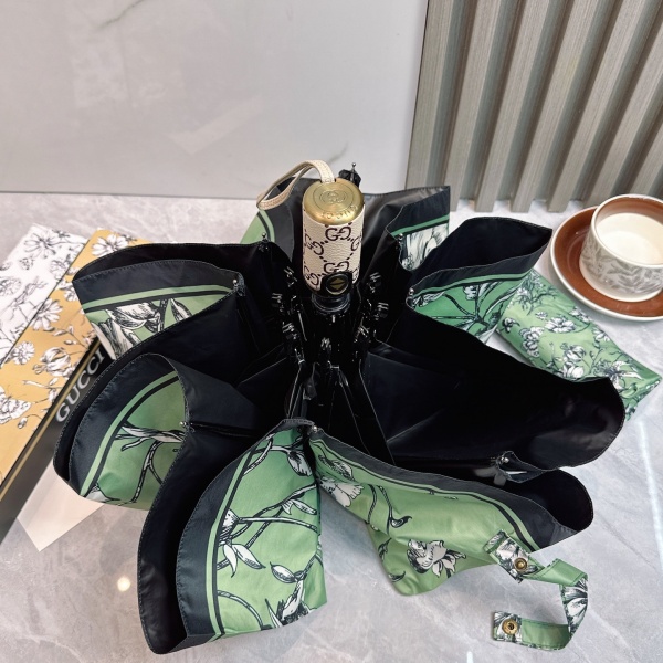 2026新作 GUCCI 激安 グッチ 折りたたみ傘 晴雨兼用 全自動 UVカット99% 軽量 花柄 遮熱 五つ折り ギフトBOX付き