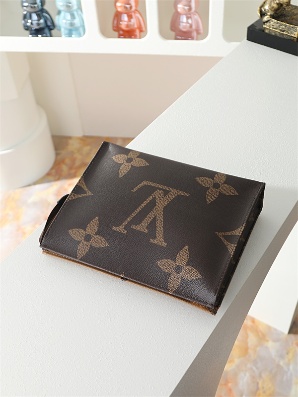 M11248☆☆ ルイビトン手持ちバッグコピー LOUIS VUITTON Trio Monogram  Monogram Reverse 