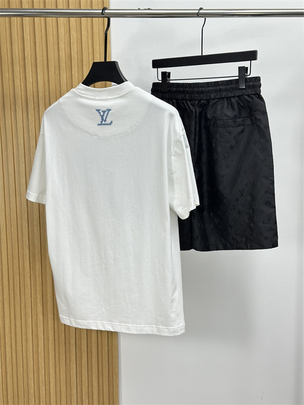2026超人気 ☆☆ ルイビトン上下着コピーお洒落快適 LOUIS VUITTON メンズファッション2点