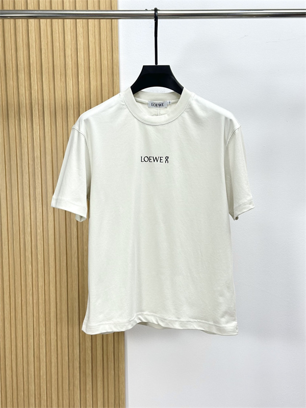 人気上昇中☆☆ロエベセットアップコピー loewe新作2026春夏メンズファッション逸品