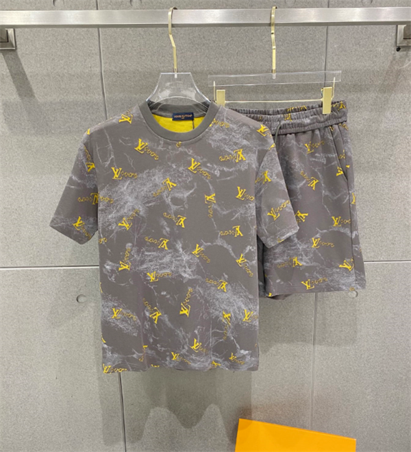 夏 おしゃれLOUIS VUITTON 2026ssトレンド☆☆ルイヴィトン上下着コピー セット メンズ リゾート ビーチ 