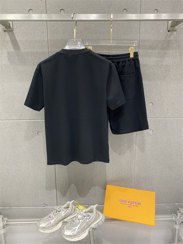 バーバリー上下着コピー BURBERRY 2026ss☆半袖Tシャツ＆デニム調ショーツ セット メンズ カジュアル ストリート