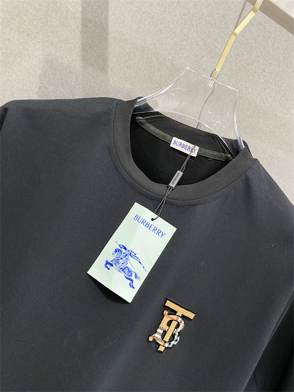 バーバリー上下着コピー BURBERRY 2026ss☆半袖Tシャツ＆デニム調ショーツ セット メンズ カジュアル ストリート