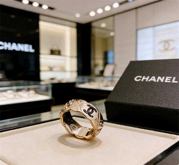 CHANELシャネル指輪コピー シンプル ヴィンテージ パール リング レディース アクセサリー