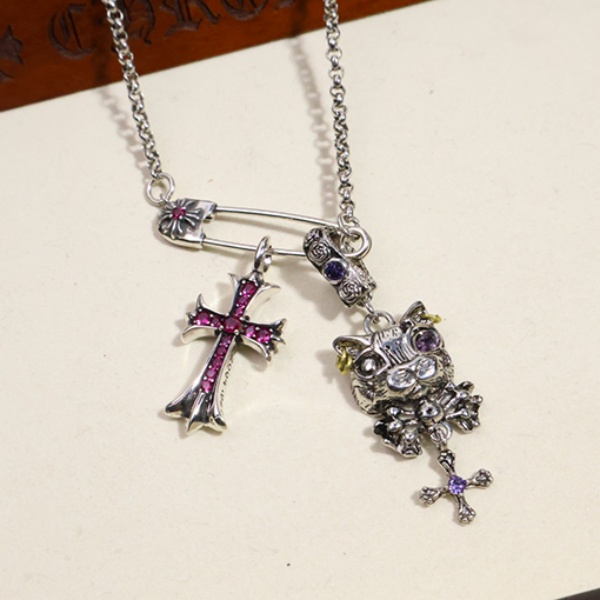 2026新作 CHROME HEARTS 激安 クロムハーツ セーフティピン クロス ネコモチーフ ネックレス ペンダント