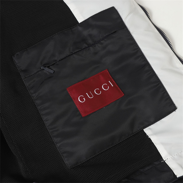 バイカラーデザイン モダンカジュアル 軽快スタイル GUCCI グッチ コピー ナイロンアウター トレンドモデル