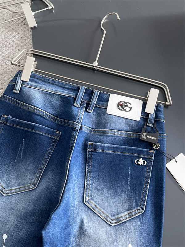 リペアデザイン グランジスタイル 個性派アイテム GUCCI グッチ コピー デニムパンツ デイリーユース