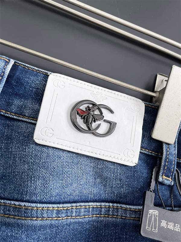 リペアデザイン グランジスタイル 個性派アイテム GUCCI グッチ コピー デニムパンツ デイリーユース