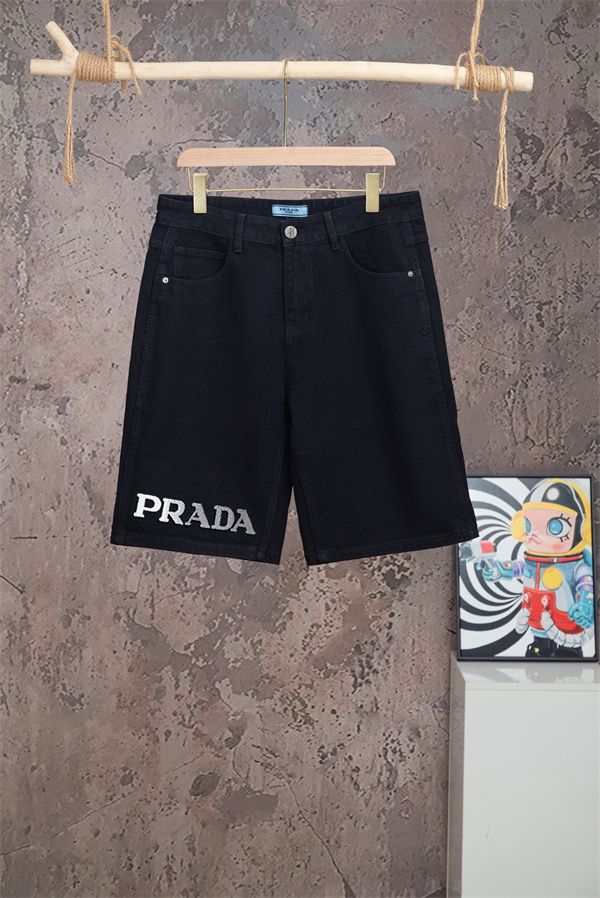 ロゴデザイン ウォッシュ加工 ストリートスタイル PRADA プラダ コピー デニムショーツ カジュアルコーデ