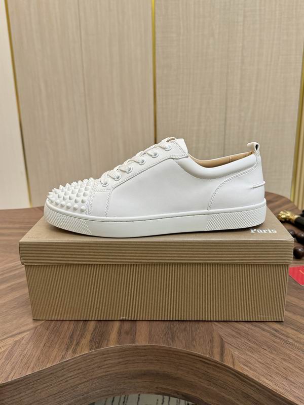オシャレ☆2026春夏流行りルブタン スニーカーメンズコピー上品CHRISTIAN LOUBOUTIN