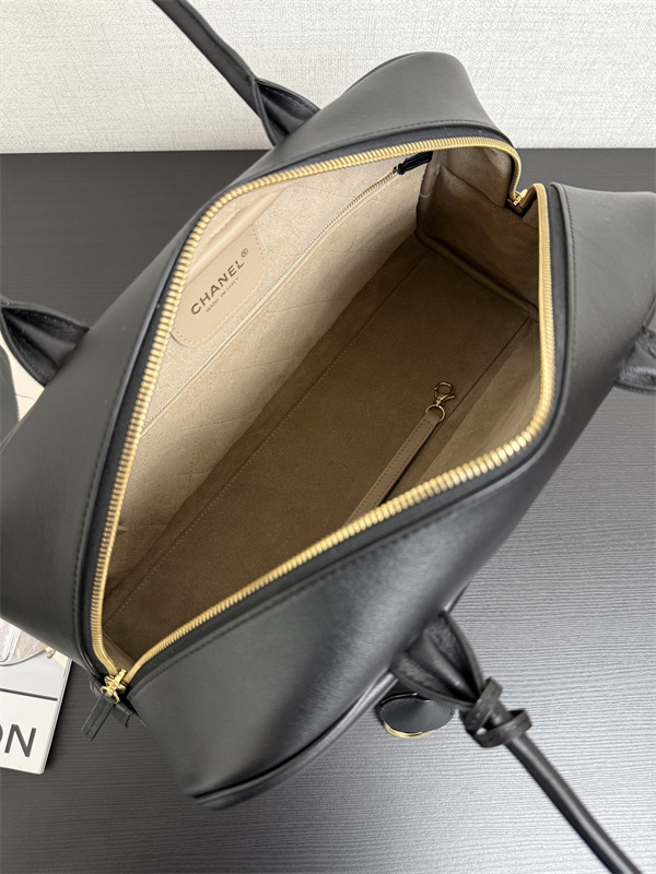 実用性抜群CHANELシャネルショルダーバッグスーパーコピー26S ボウリングバッグおしゃれ
