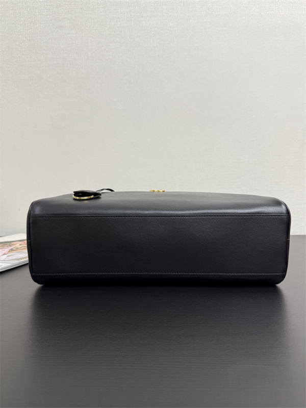 実用性抜群CHANELシャネルショルダーバッグスーパーコピー26S ボウリングバッグおしゃれ