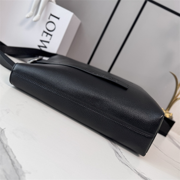 入手困難アイテムLOEWE ロエベトートバッグコピー 大容量レザー製100％品質保証