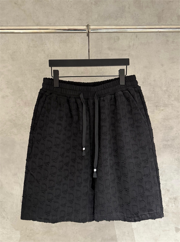 ジャカード柄 リラックススタイル 夏コーデ トレンド感 DIOR ディオール コピー ショートパンツ 大人カジュアル