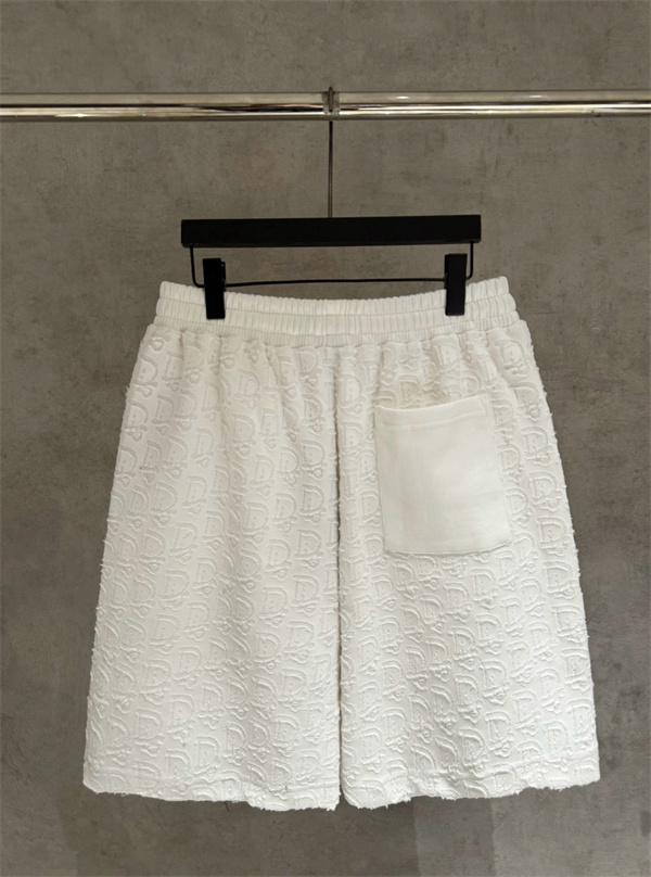 ジャカード柄 リラックススタイル 夏コーデ トレンド感 DIOR ディオール コピー ショートパンツ 大人カジュアル