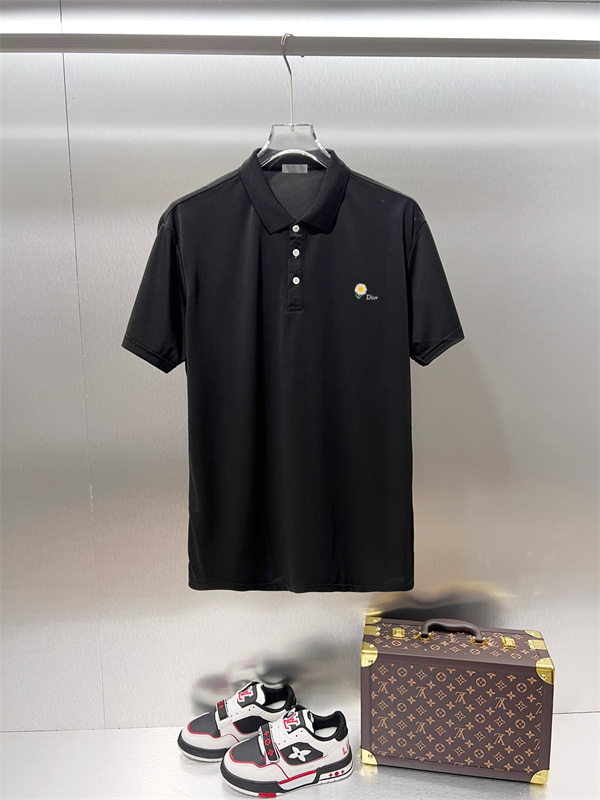 クラシックポロ スポーティームード デイリールック DIOR ディオール コピー ゴルフシャツ風トップス 夏のおしゃれ
