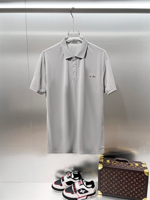 クラシックポロ スポーティームード デイリールック DIOR ディオール コピー ゴルフシャツ風トップス 夏のおしゃれ