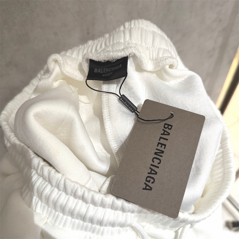 2026春夏人気 BALENCIAGA  バレンシアガショットパンツコピーメンズ テーパードショーツ スラックス風
