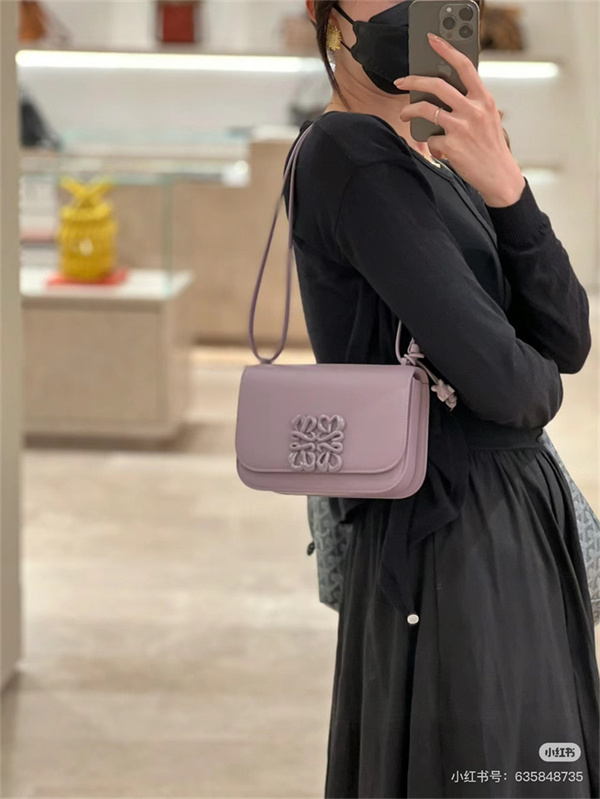 LOEWE 2026春夏人気ランキングロエベショルダーバッグコピーパープルお洒落数量限定 