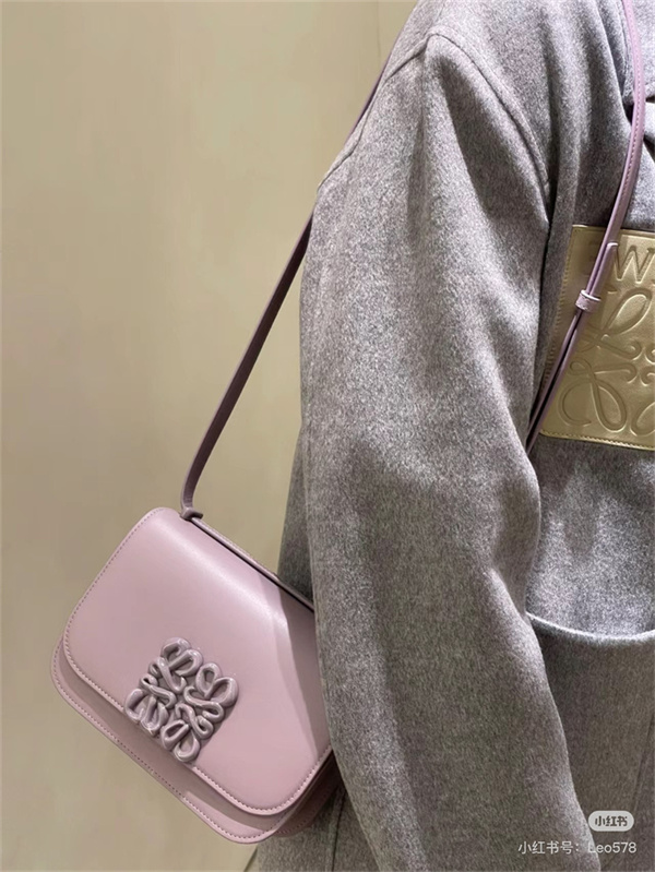 LOEWE 2026春夏人気ランキングロエベショルダーバッグコピーパープルお洒落数量限定 