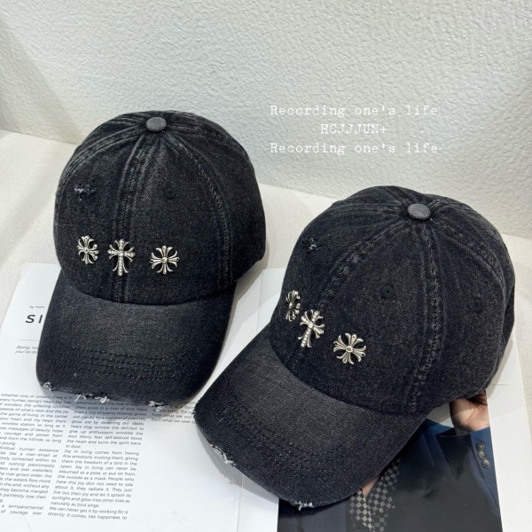 2026新作 CHROME HEARTS 激安 クロムハーツ デニムキャップ クロススタッズ ダメージ加工 ベースボールキャップ ユニセックス