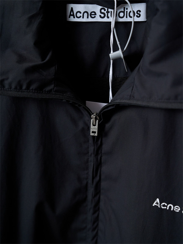スタンドカラー 軽量デザイン デイリーアウター Acne Studios アクネストゥディオズ コピー ナイロンジャケット