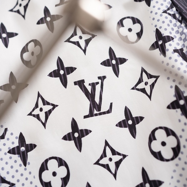 2026新作 LOUIS VUITTON 激安 ルイ・ヴィトン モノグラム スイムショーツ ハーフパンツ ショートパンツ ビーチパンツ 速乾 リゾート 人気アイテム