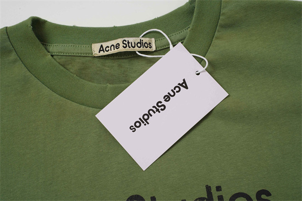 ミニマルファッション カジュアルコーデ Acne Studios アクネストゥディオズ コピー 半袖トップス 注目ウェア