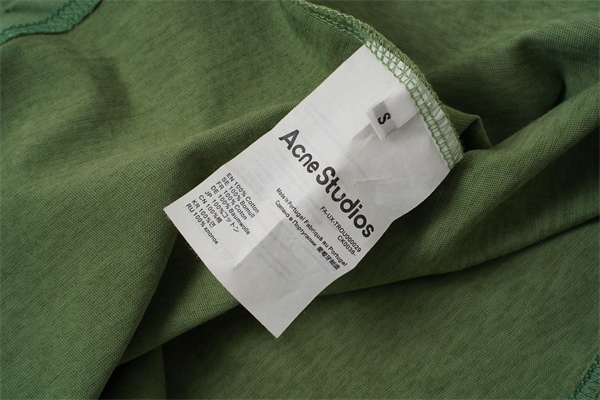 ミニマルファッション カジュアルコーデ Acne Studios アクネストゥディオズ コピー 半袖トップス 注目ウェア