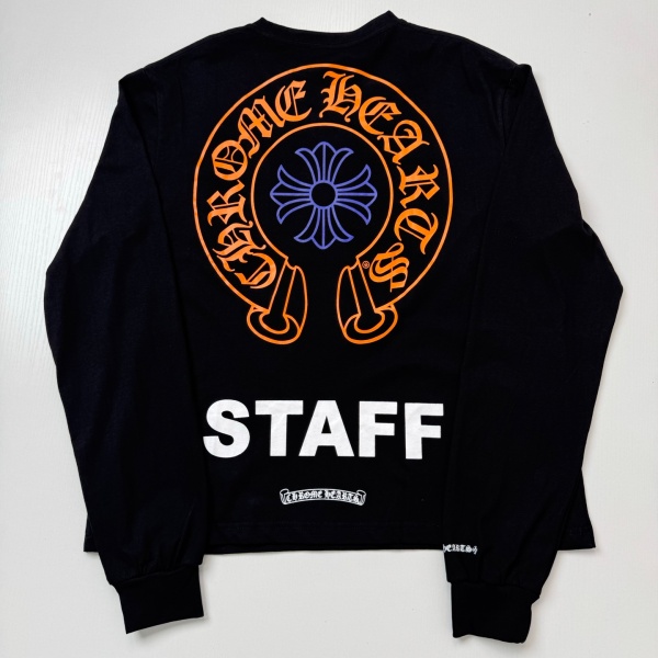 2026新作 Chrome Hearts N級品 クロムハーツ ロングTシャツ STAFFロゴ バックホースシュー プリント 長袖Tシャツ コットン 人気アイテム