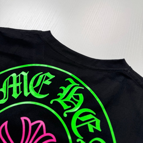2026新作 Chrome Hearts N级品 クロムハーツ ロングTシャツ STAFFホースシュー ネオンプリント 長袖 カットソー 人気アイテム 男女兼用