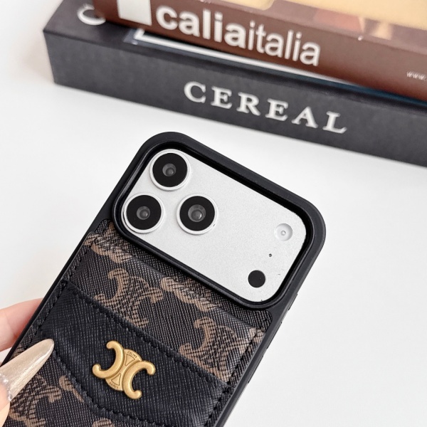 2026新作 CELINE 激安 セリーヌ スマホケース トリオンフ柄 カード収納 スタンド機能付き メタルロゴ 多機能 携帯ケース 人気アイテム