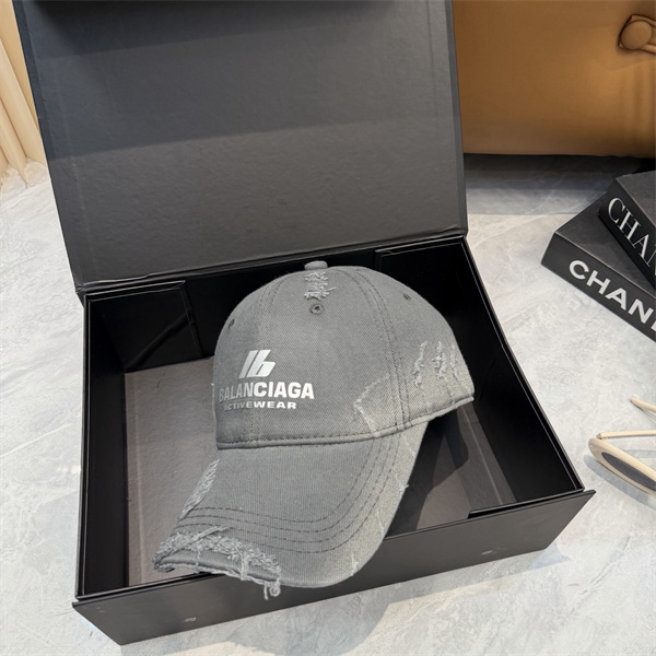 BALENCIAGA　2026SS春夏バレンシアガキャップコピー個性的ユニセックスおしゃれ