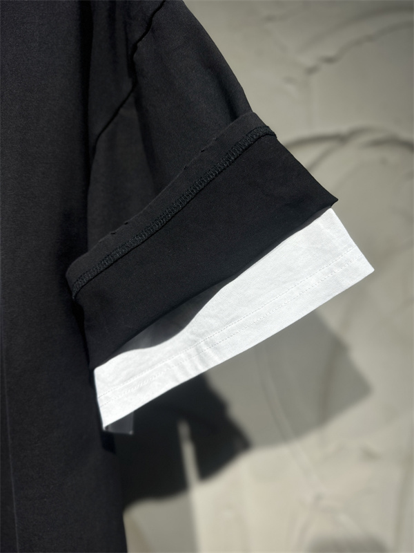 レイヤード裾 ロゴ刺繍 オーバーサイズ 2026新作 BALENCIAGA バレンシアガ コピー Tシャツ ストリート映え