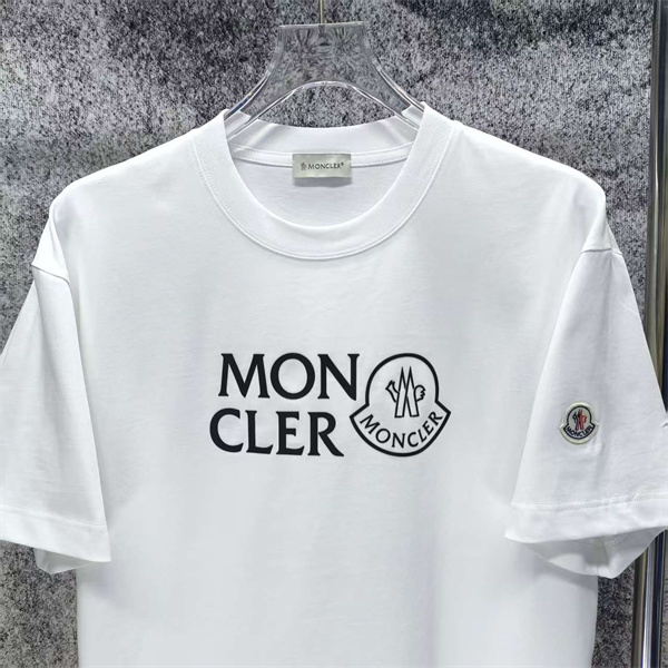 フロントロゴ 袖ワッペン 2026注目作 MONCLER モンクレール コピー 半袖Tシャツ スポーティーシック